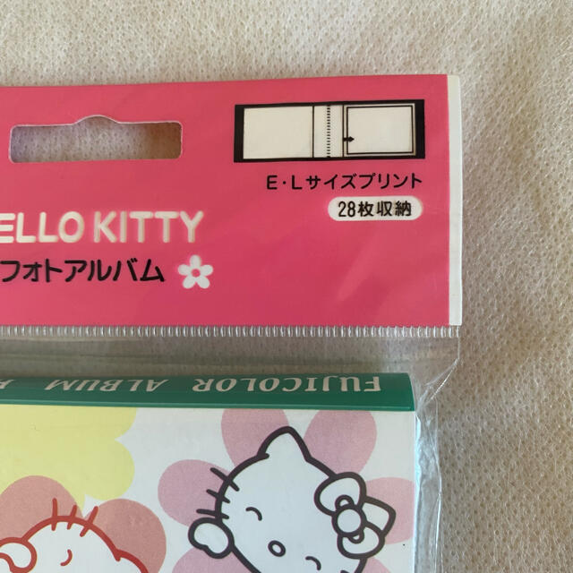 サンリオ(サンリオ)の【新品】Hello Kitty×富士カラー　フォトアルバム エンタメ/ホビーのおもちゃ/ぬいぐるみ(キャラクターグッズ)の商品写真