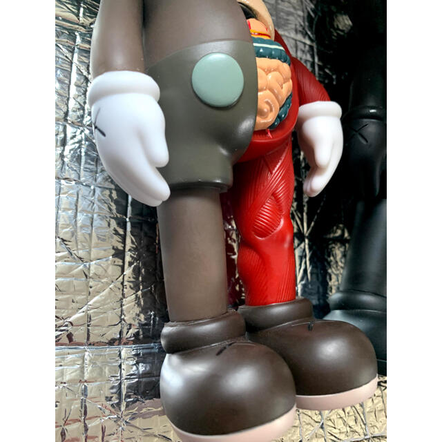 KAWS.16 OPEN EDITION MEDICOMTOY CHINA 2種