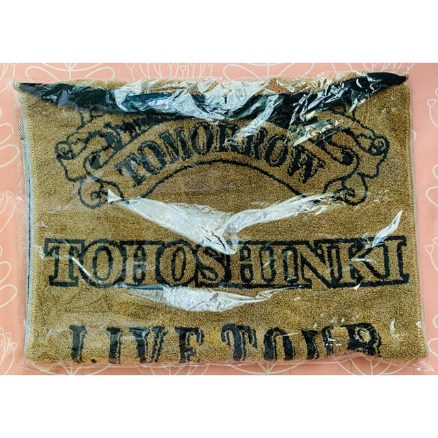 東方神起(トウホウシンキ)の東方神起　LIVE TOUR 2018 〜TOMORROW〜　 エンタメ/ホビーのタレントグッズ(アイドルグッズ)の商品写真