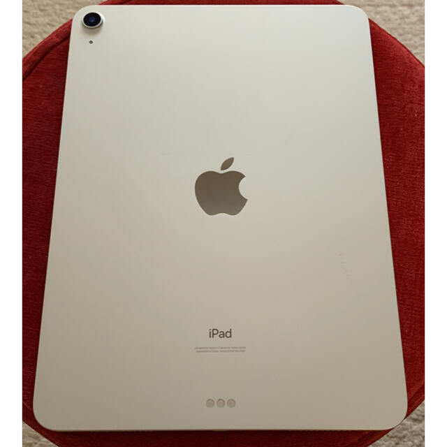 iPad Air4 Silver  キーボードケース 保証書付き スマホ/家電/カメラのPC/タブレット(タブレット)の商品写真