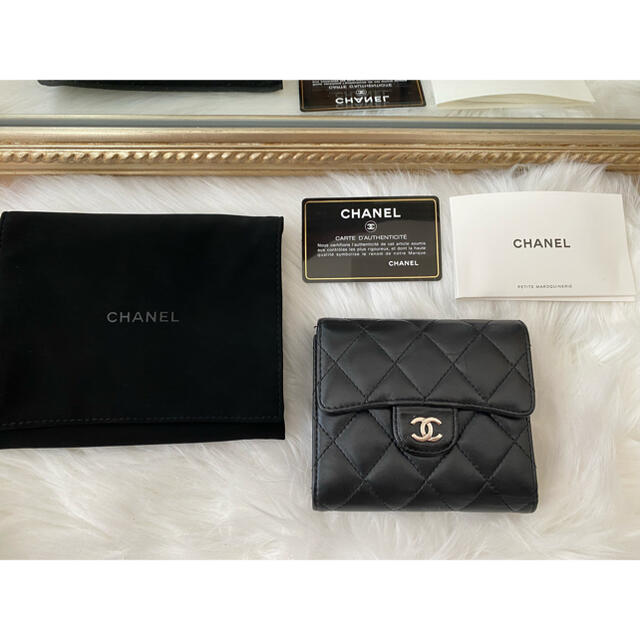 CHANEL シャネル  ラムスキン　マトラッセ　コンパクトウォレット　ミニ財布