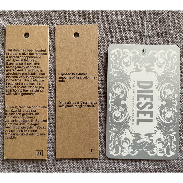 DIESEL(ディーゼル)の【新品】DIESEL カードケース 箱あり メンズのファッション小物(その他)の商品写真