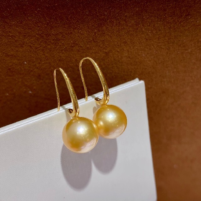 高級】天然南洋真珠 フックピアス10-11m k18 贅沢屋の 22512円引き