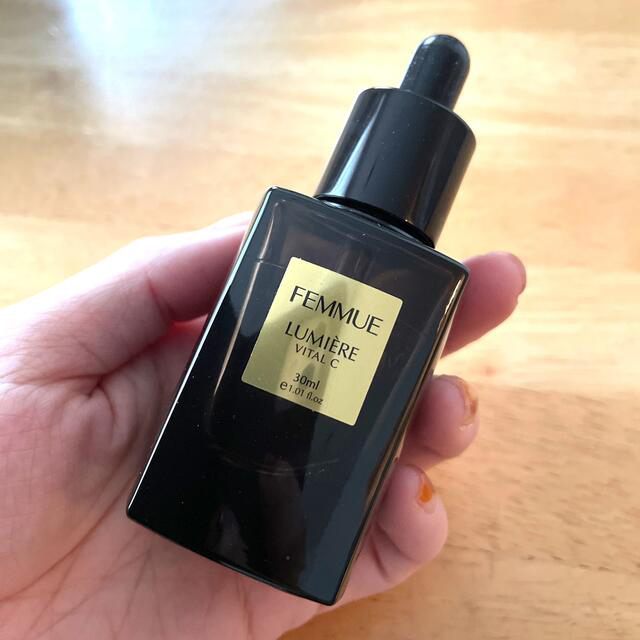 Cosme Kitchen(コスメキッチン)のfemmue ルミエールヴァイタルc 30ml コスメ/美容のスキンケア/基礎化粧品(美容液)の商品写真