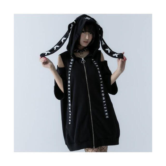 REFLEM ウサ耳カッティングショルダーZIPパーカー- REFLEM ウサ耳カッティングショルダーZIPパーカー-