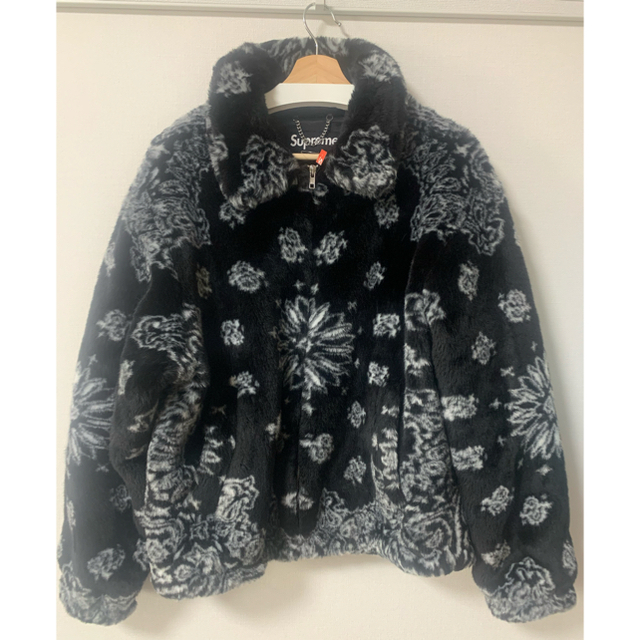 Supreme(シュプリーム)の【専用】supreme fur ボンバー ジャケット レディースのジャケット/アウター(毛皮/ファーコート)の商品写真