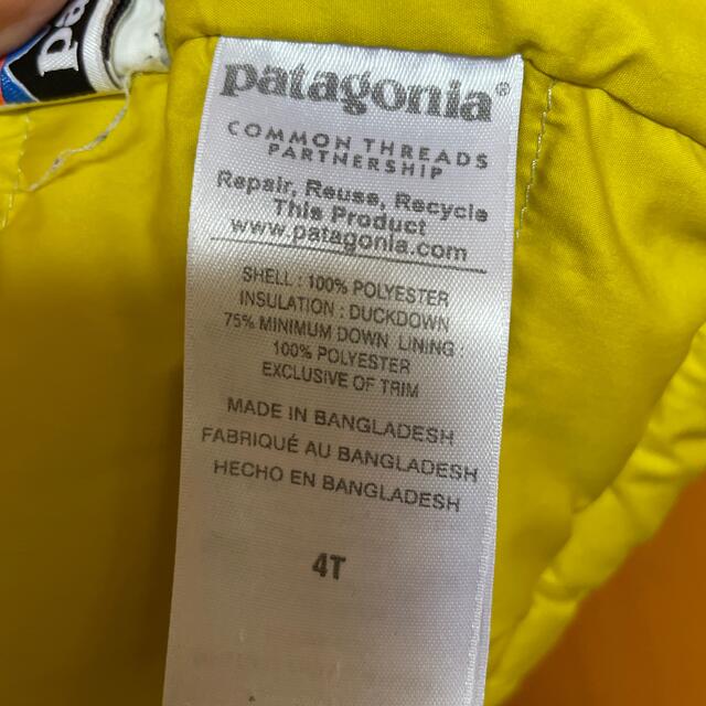 patagonia(パタゴニア)のpatagonia ダウンベスト　4T キッズ/ベビー/マタニティのキッズ服男の子用(90cm~)(ジャケット/上着)の商品写真