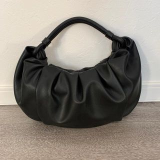 今季ADD CULUMN ギャザーショルダーバッグ