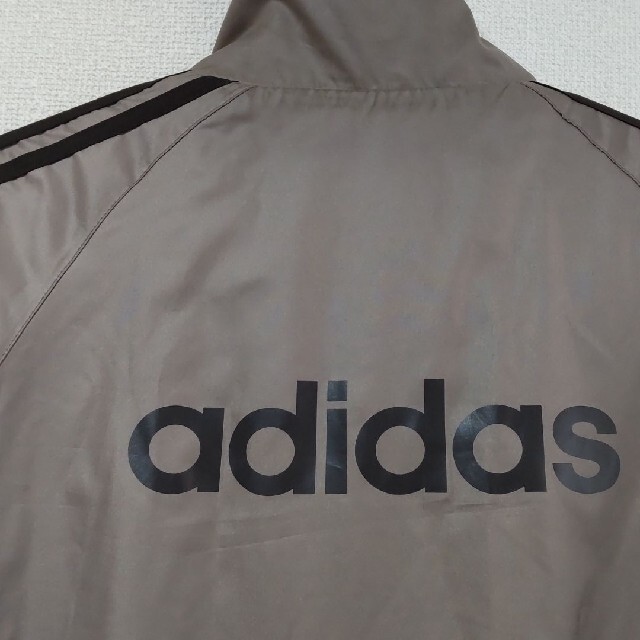 adidas(アディダス)のチエ様専用∶Adidasレディース・リバーシブル・薄手ダウン レディースのジャケット/アウター(ダウンジャケット)の商品写真