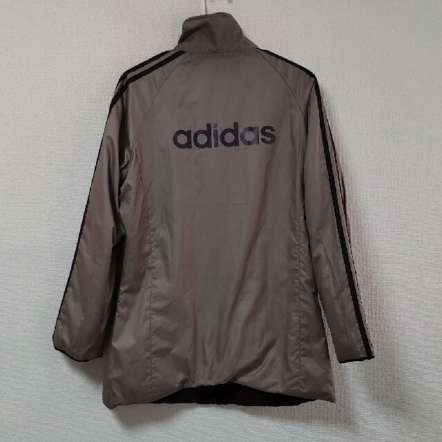 adidas(アディダス)のチエ様専用∶Adidasレディース・リバーシブル・薄手ダウン レディースのジャケット/アウター(ダウンジャケット)の商品写真