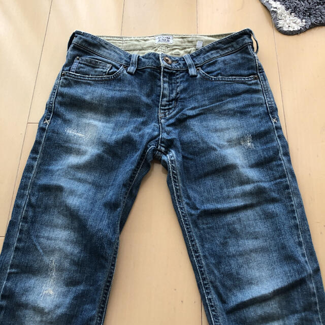 ARMANI JUNIOR(アルマーニ ジュニア)のアルマーニ、ダメージジーンズ　140 メンズのパンツ(デニム/ジーンズ)の商品写真