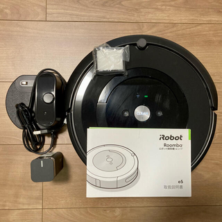 アイロボット(iRobot)の【値下げ中！】iRobot ルンバ e5  wifi アプリ対応モデル！(掃除機)
