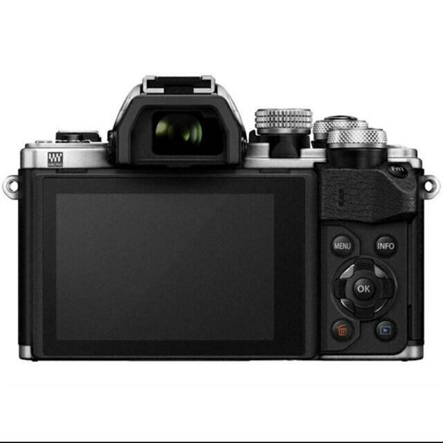 OLYMPUS(オリンパス)の期間限定値下げOM-D E-M10MarkII 14-42mm EZレンズキット スマホ/家電/カメラのカメラ(ミラーレス一眼)の商品写真