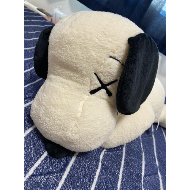 KAWS × PEANUTS ぬいぐるみ