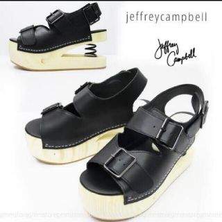 ジェフリーキャンベル(JEFFREY CAMPBELL)のJeffrey Campbell バネヒール サンダル 厚底 ウッドソール夏秋靴(サンダル)