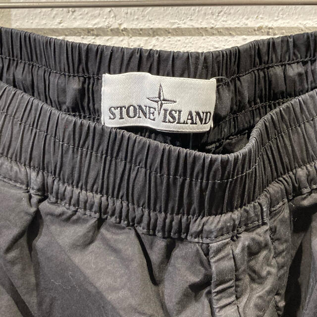 STONE ISLAND(ストーンアイランド)のSTONE ISLAND メンズのパンツ(ワークパンツ/カーゴパンツ)の商品写真