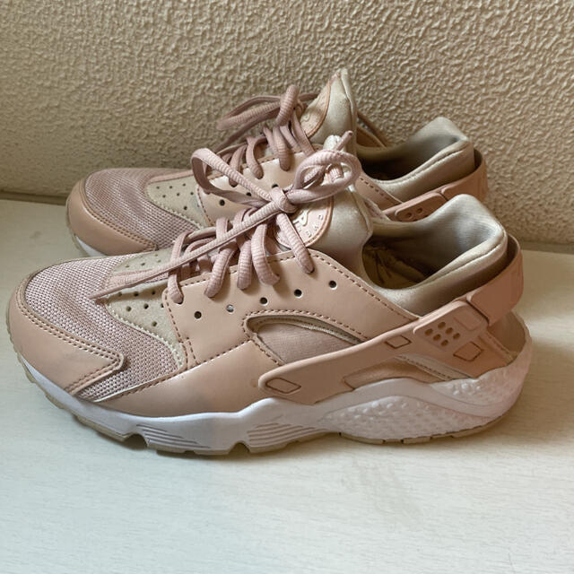 NIKE(ナイキ)の【NIKE】Air Huarache shoes ピンク 25cm レディースの靴/シューズ(スニーカー)の商品写真