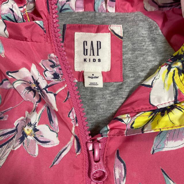 GAP Kids(ギャップキッズ)の★GAP KIDS★ナイロンパーカー　120 キッズ/ベビー/マタニティのキッズ服女の子用(90cm~)(ジャケット/上着)の商品写真