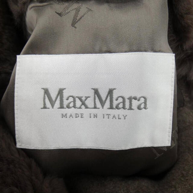 Max Mara(マックスマーラ)の【極美品】　マックスマーラ　最高峰　ロングコート　ファー付　カシミヤ混　ミンク レディースのジャケット/アウター(ロングコート)の商品写真