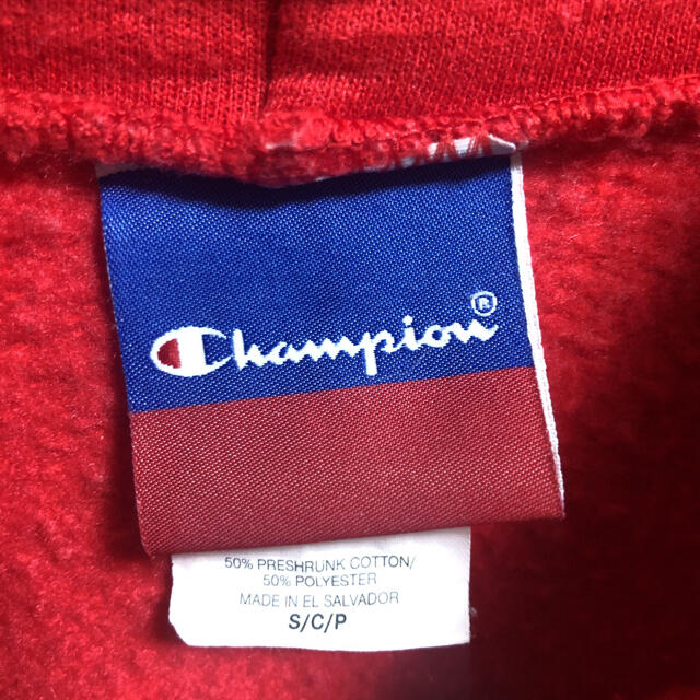 Champion(チャンピオン)のチャンピオン　プルオーバーパーカー　飛行機刺繍　企業ロゴ　メンズ Sサイズ メンズのトップス(パーカー)の商品写真