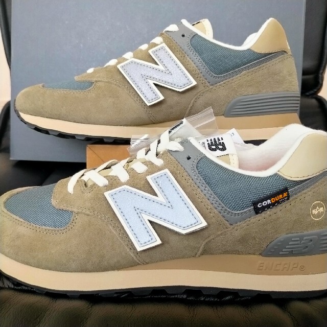 ALPHA INDUSTRIES x New Balance ML574 メンズの靴/シューズ(スニーカー)の商品写真