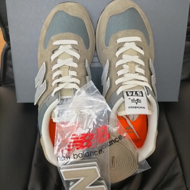 ALPHA INDUSTRIES x New Balance ML574 メンズの靴/シューズ(スニーカー)の商品写真