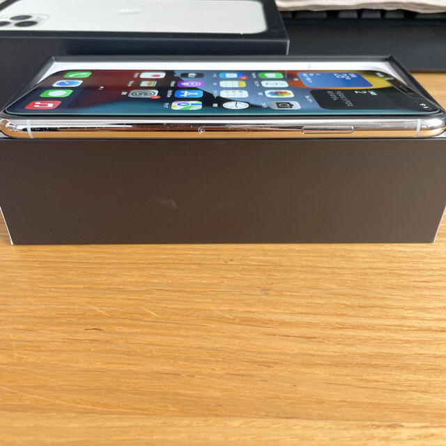 iPhone11 Pro Max 64GB SIMフリー 美品 付属品未使用