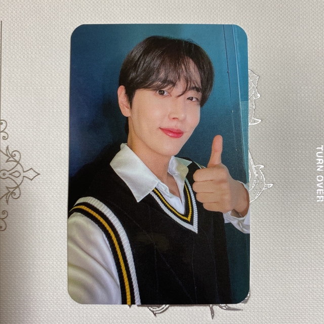 SF9 TURN OVER MusicKorea 3回目 トレカ ジェユン エンタメ/ホビーのタレントグッズ(アイドルグッズ)の商品写真
