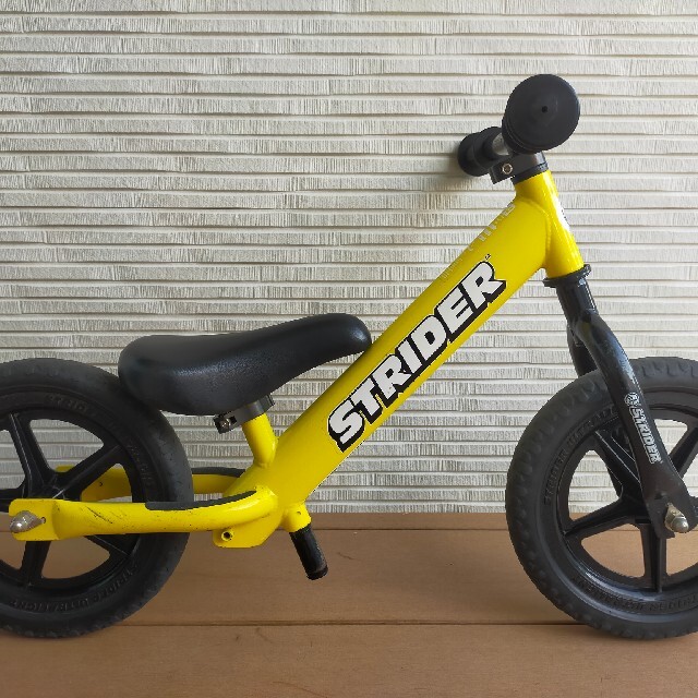 値下げ】ストライダー STRIDER ST-J4 イエロー 室内保管の通販 by tsk's shop|ラクマ 値下げ】ストライダー STRIDER ST-J4 イエロー 室内保管の通販 by tsk's shop|ラクマ
