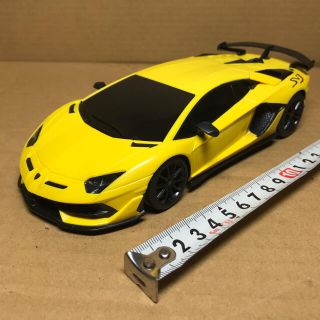 Lamborghini - ラスター1/24 ランボルギーニ　アベンタドール　SVJ ラジコン本体のみ！