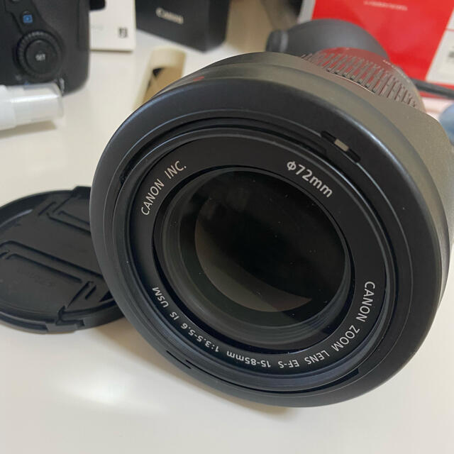 Canon EF-S15-85F3.5-5.6 IS USM 美品スマホ/家電/カメラ
