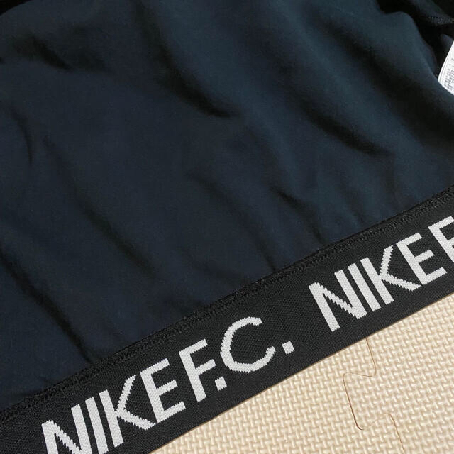 NIKE(ナイキ)のNIKE F.C. トラックジャケット　ジャージ　XL メンズのトップス(ジャージ)の商品写真