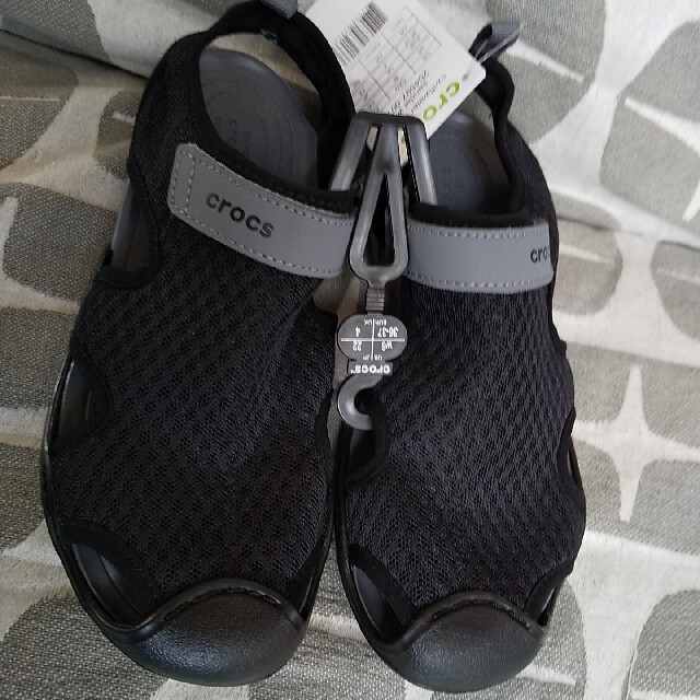 crocs(クロックス)の新品★クロックス  22センチ レディースの靴/シューズ(サンダル)の商品写真