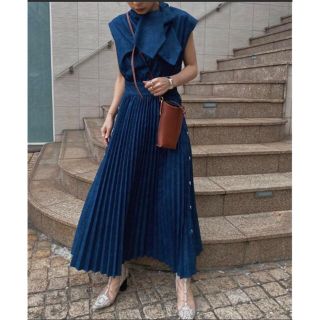 アメリヴィンテージ(Ameri VINTAGE)のkaco様専用　DENIM LIKE PLEATS DRESS ameri(ロングワンピース/マキシワンピース)