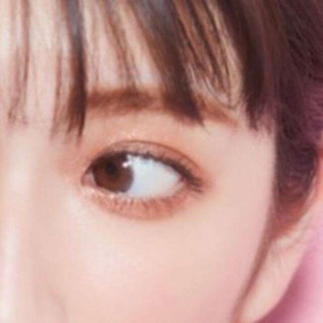 NMB48(エヌエムビーフォーティーエイト)のビーアイドルTHE アイパレアイシャド05 予感のアプリコット コスメ/美容のベースメイク/化粧品(アイシャドウ)の商品写真