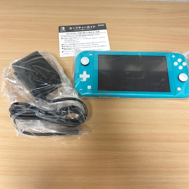 Nintendo Switch Lite ターコイズ 公式ケース付き Nintendo Switch Lite ターコイズ 公式ケース付き