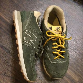 ニューバランス(New Balance)のニューバランス スニーカー 574  モスグリーン まあまあ綺麗574 23.5(スニーカー)