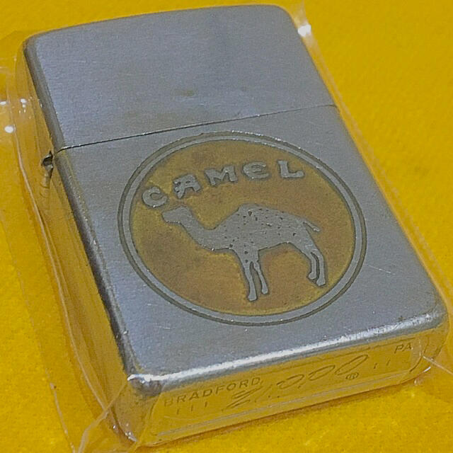 ZIPPO キャメル豆腐フェルト IIIzippoIIの通販 by Tlaborta's garage|ジッポーならラクマ - ZIPPO レア60s CAMEL 新品定番