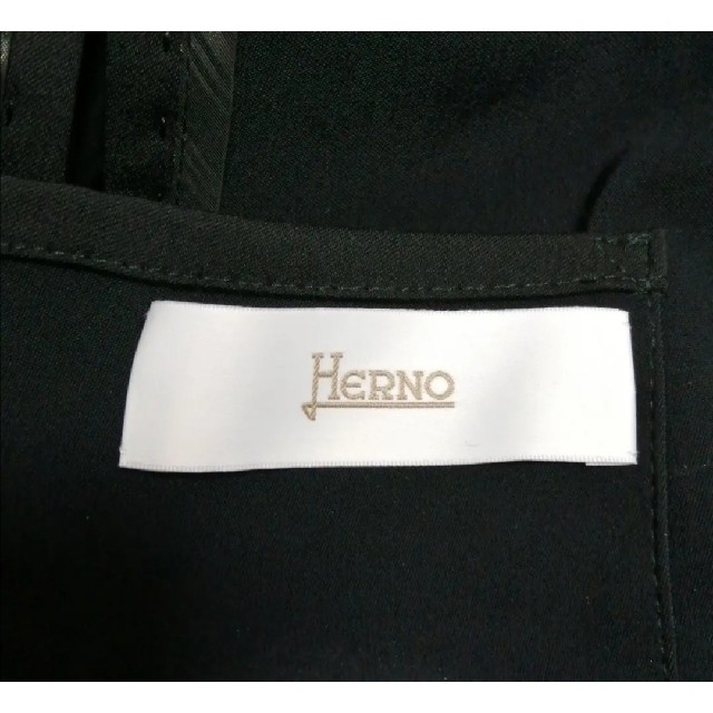 HERNO(ヘルノ)の【 美品 46サイズ 】 HERNO ヘルノジャケットコート レディースのジャケット/アウター(テーラードジャケット)の商品写真