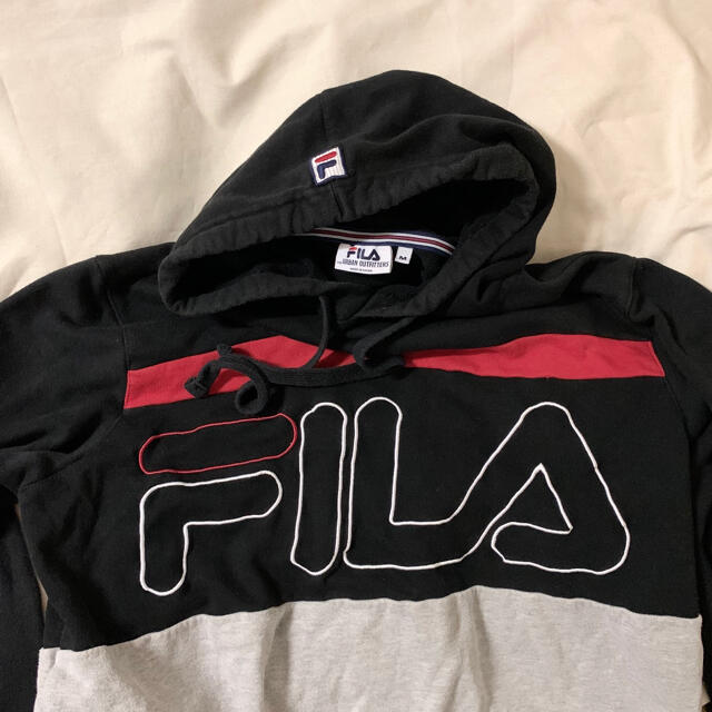 FILA(フィラ)の珍品！FILA(ITA)ビンテージスウェットパーカ　刺繍ビッグ ロゴ メンズのトップス(パーカー)の商品写真