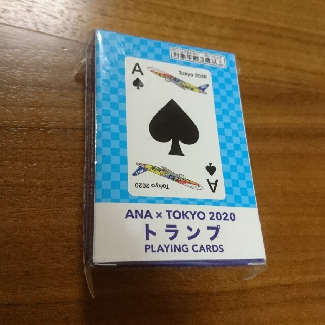 ANA(全日本空輸)(エーエヌエー(ゼンニッポンクウユ))の新品☆ ANA ひこうきふうせん トランプ エンタメ/ホビーのコレクション(ノベルティグッズ)の商品写真