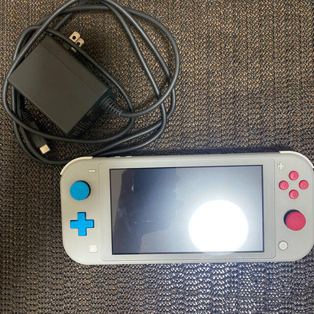 Nintendo Switch Lite ザシアン・ザマゼンタ