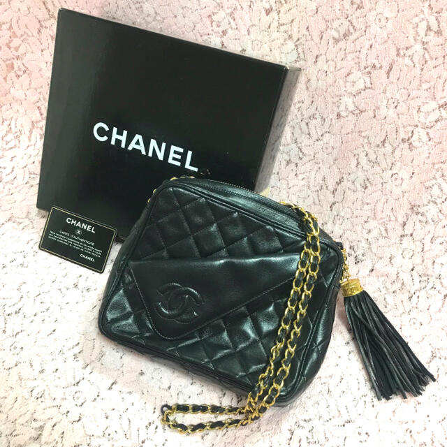 マトラッセ【CHANEL】マトラッセ　ショルダーバッグ　タッセル付き ヴィンテージ　カバン