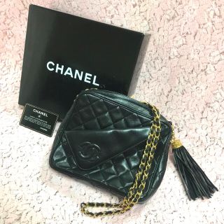 シャネル(CHANEL)の【CHANEL】マトラッセ　ショルダーバッグ　タッセル付き ヴィンテージ　カバン(ショルダーバッグ)