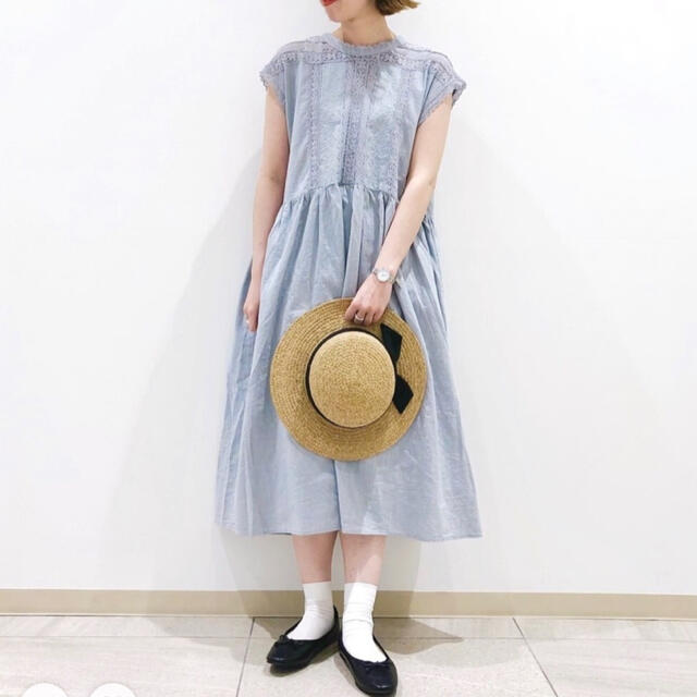 新品 タグ付き サマンサモスモス 綿麻後リボンあきレースワンピース