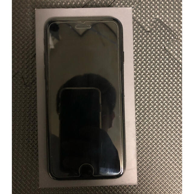 SIMフリー　iPhone7 128GB 美品