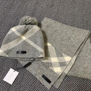 バーバリー(BURBERRY)の新品＆美品　バーバリーチルドレン　ニット帽・マフラーセット(帽子)