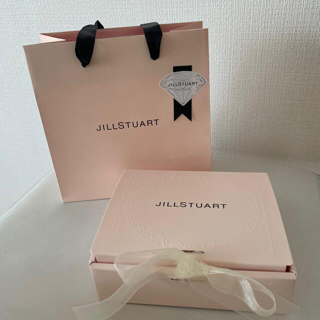 JILLSTUART(ジルスチュアート)のさら様専用　JILLSTUART ショッパー&ギフトボックス レディースのバッグ(ショップ袋)の商品写真