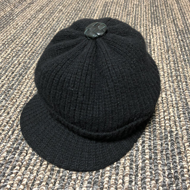 MARC JACOBS(マークジェイコブス)のMARC JACOBSつば付ニットキャップ　ブラック　フリーサイズ レディースの帽子(ニット帽/ビーニー)の商品写真