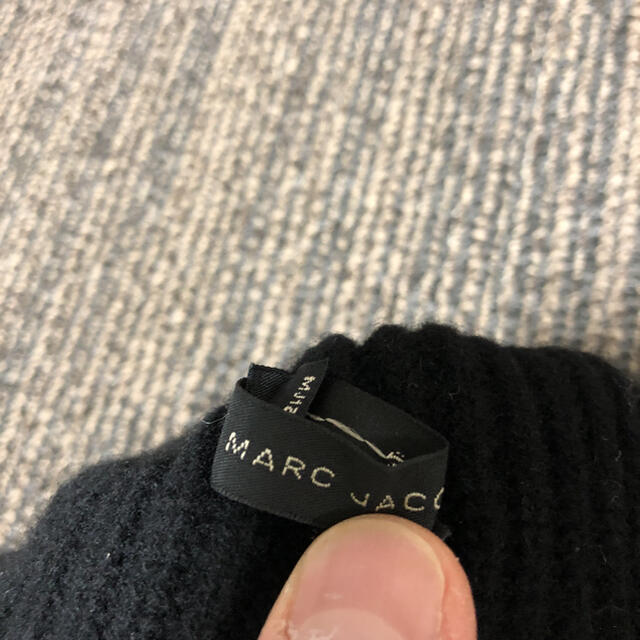 MARC JACOBS(マークジェイコブス)のMARC JACOBSつば付ニットキャップ　ブラック　フリーサイズ レディースの帽子(ニット帽/ビーニー)の商品写真